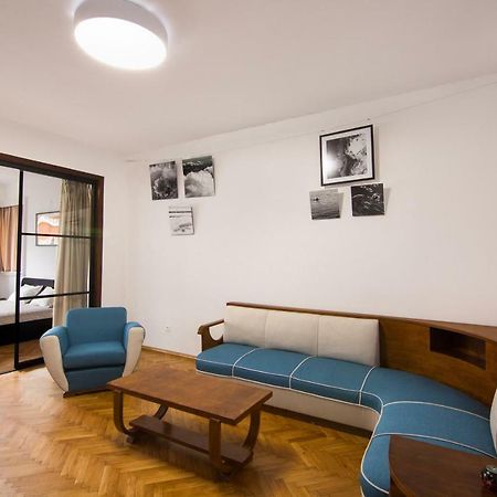 Design Apartment In Sofia Top City Center Luaran gambar