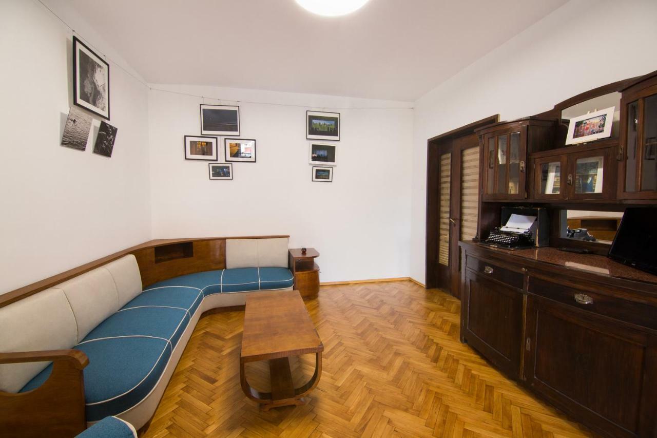 Design Apartment In Sofia Top City Center Luaran gambar